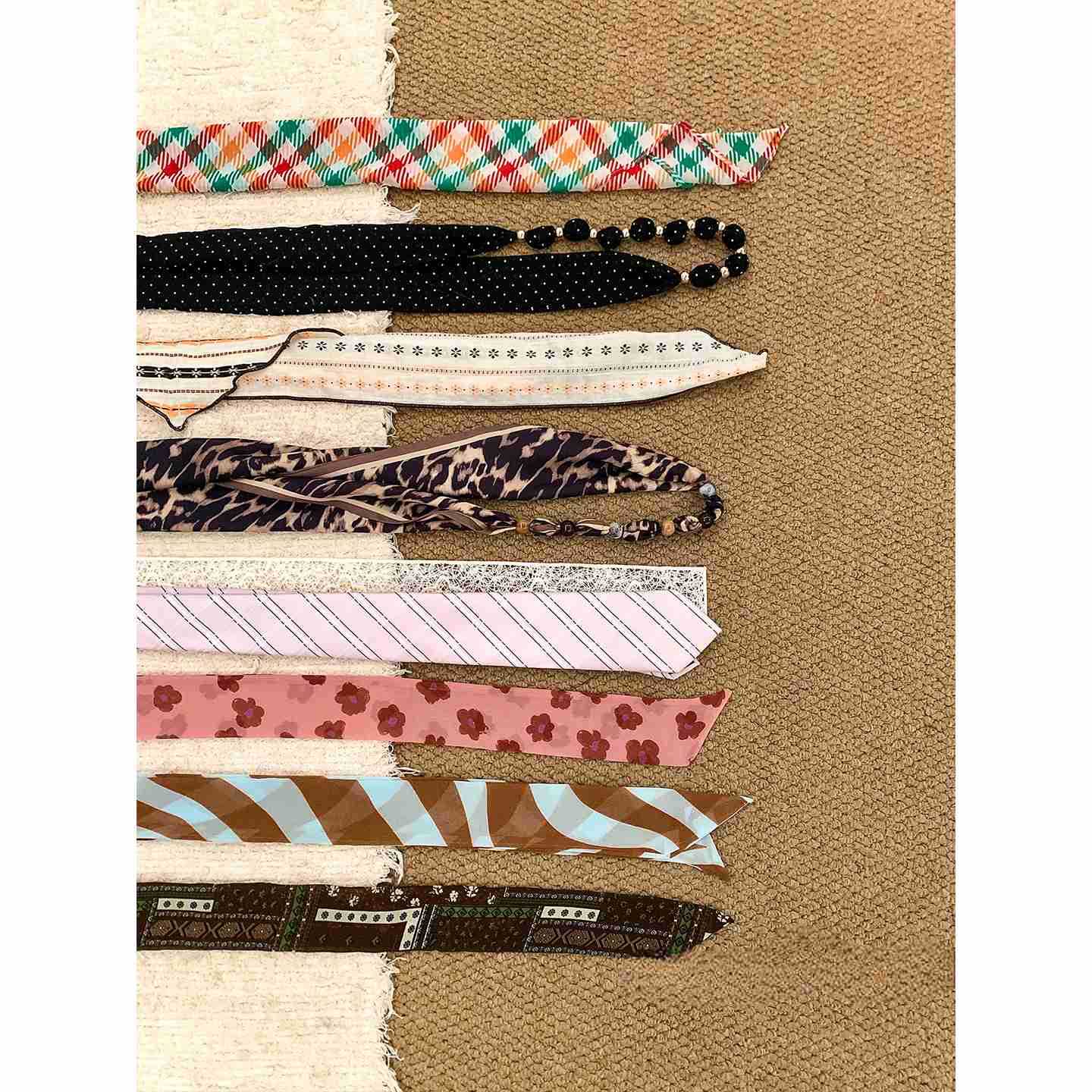 Retro Plaid Floral Long Silk Scarf for Women, Trendy and Unique Thin Neck Scarf with a High-End Feel, Multifunctional Ribbon