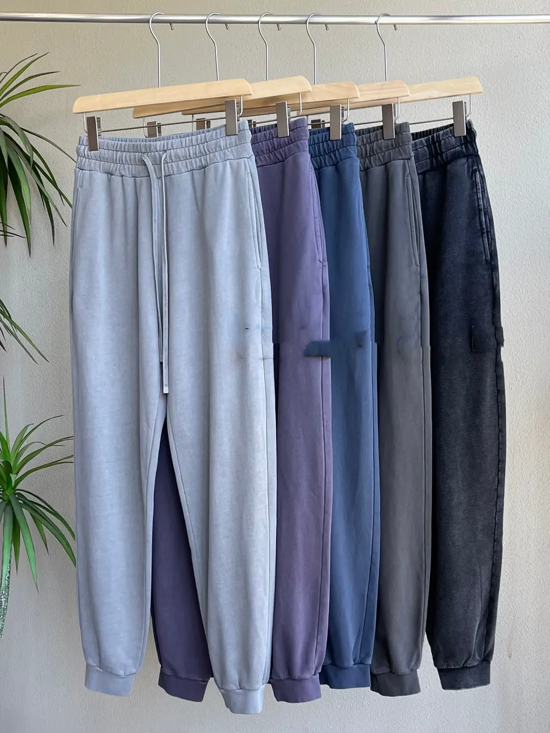 WASHED BADGE SWEATPANT washed ankle cuffs, sanitary pants, looped casual pants, men's pants, sports pants