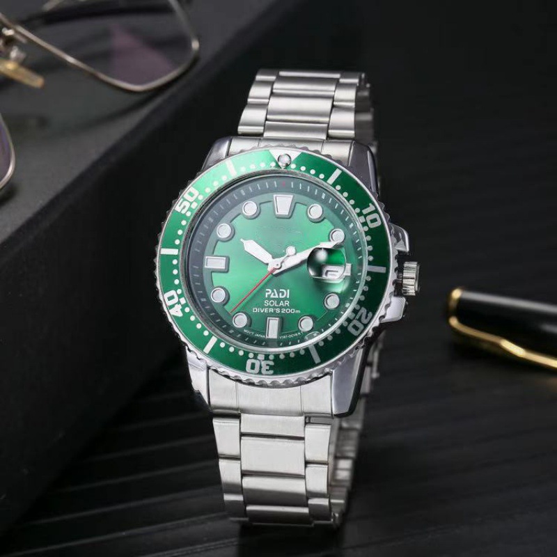 2021 foreign trade single folding buckle round men's business leisure luminous quartz watch manufacturers goods a generation