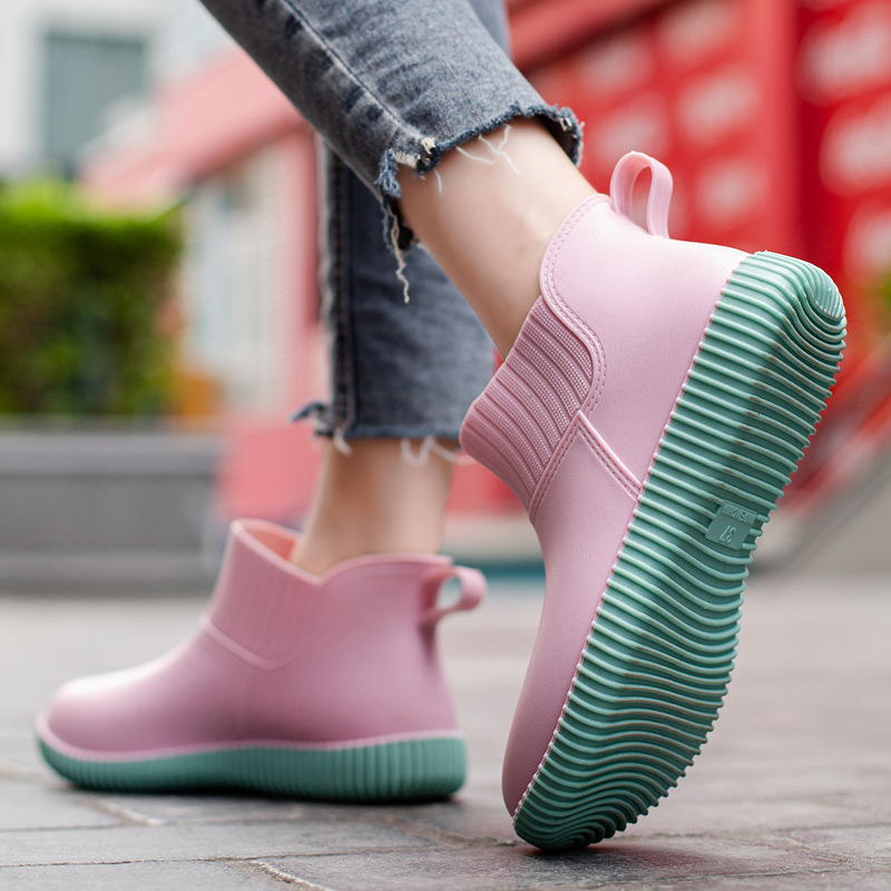 Spring Summer Autumn Winter fleece-lined Low-cut Rain Boots Women's Adult Fashion Outer Wear Rain Boots Waterproof Non-slip Wear-resistant Warm Water Shoes
