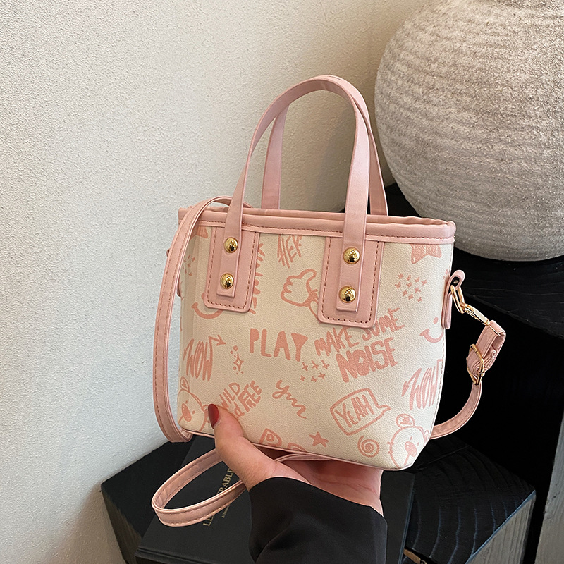 Cartoon Cute Small Bag Women's 2025 New Trendy Fashion All-match Crossbody Bag Work Commuter Portable Bucket Bag