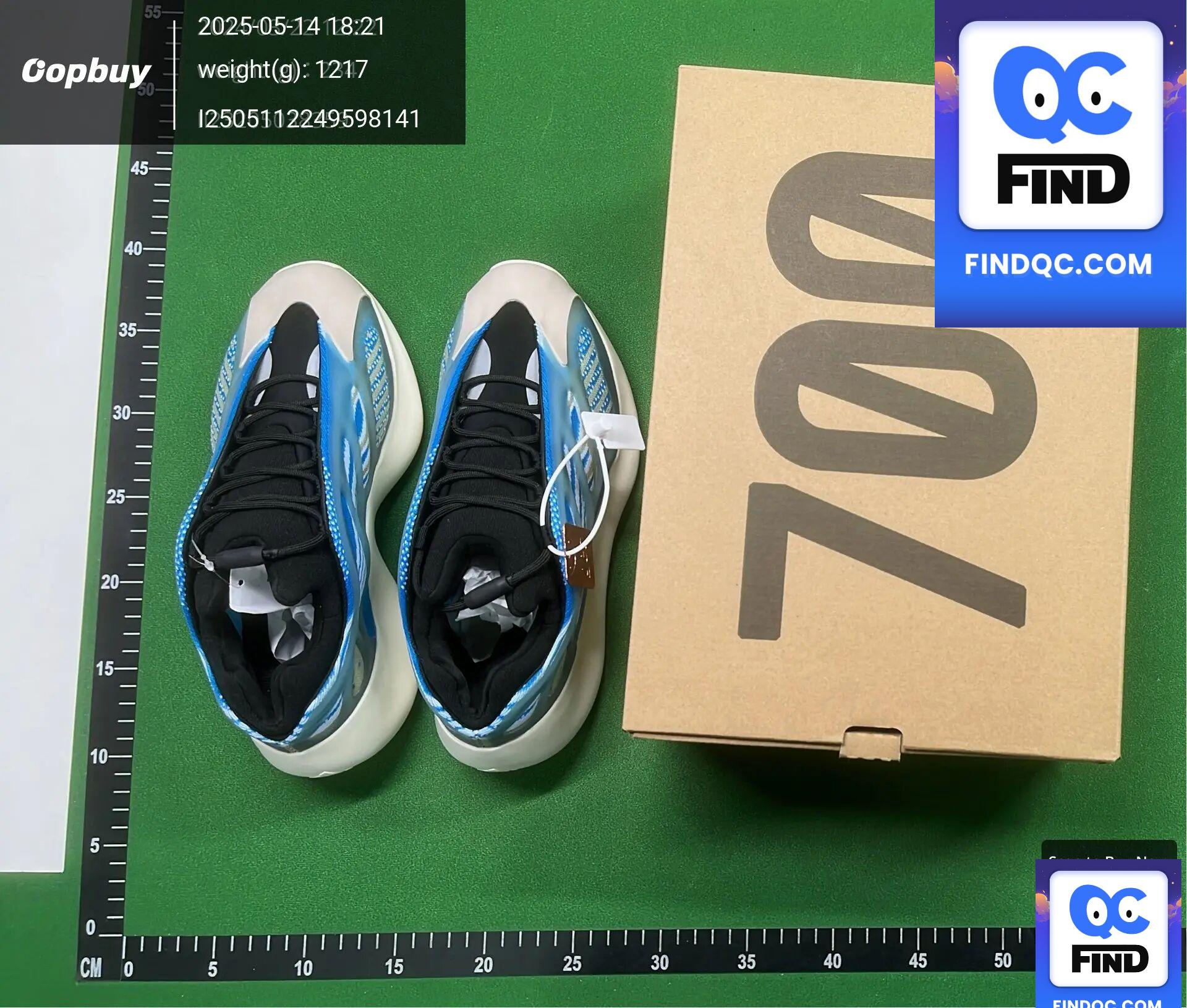 Adidas Yeezy 700 V3 QC
