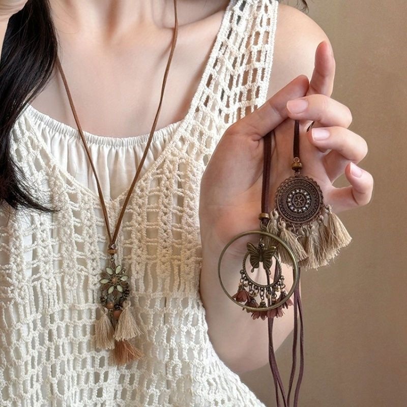 European and American Coffee Color Retro Necklace Women's Bohemian Ethnic Style Tassel Pendant Sweater Chain Necklace Wholesale