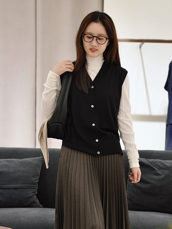 Knitted Sweater 2026 Spring New Style Sheep Wool Blend High-End Simple Slim-Fit Sleeveless Cardigan Vest Top for Women