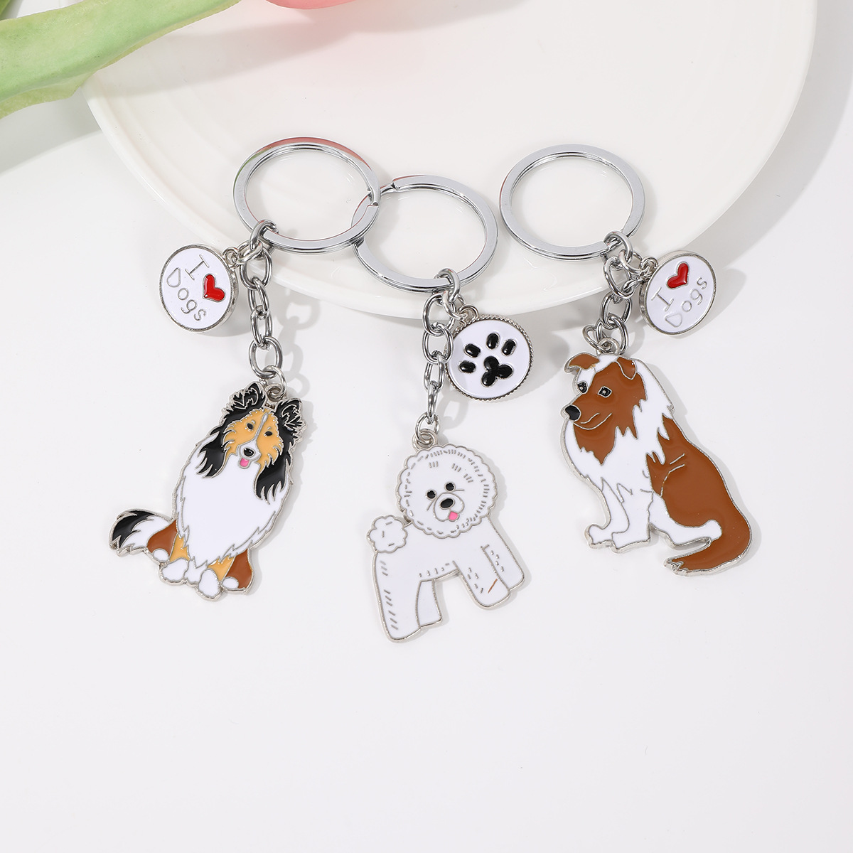 TikTok Explosions Pet Dog Keychain Pendant Metal Key Ring Decorations Holiday Gifts Couple Bag Accessories