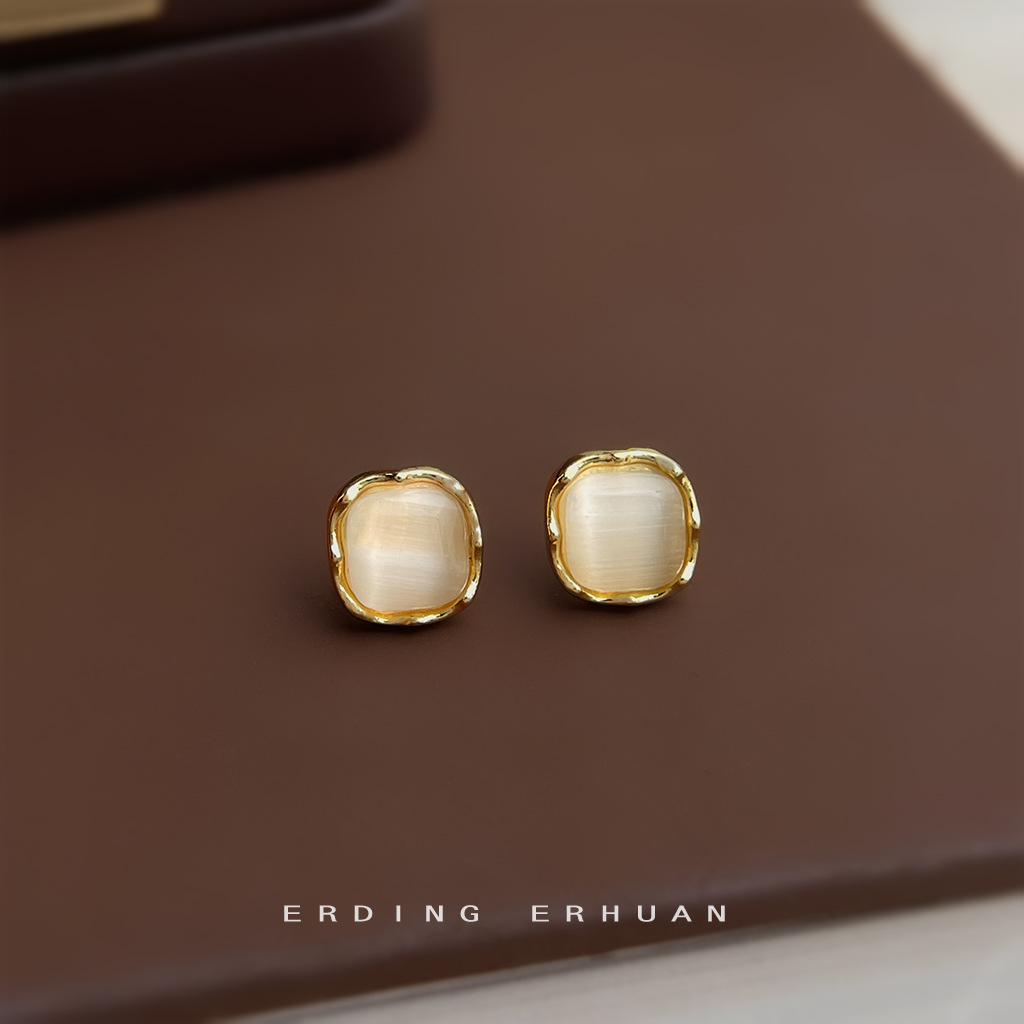 Silver-Plated Needle Earrings with 14K Square Glass Cat's Eye Stone, Simple and Stylish Ins-Style Earrings, Factory Wholesale Earrings