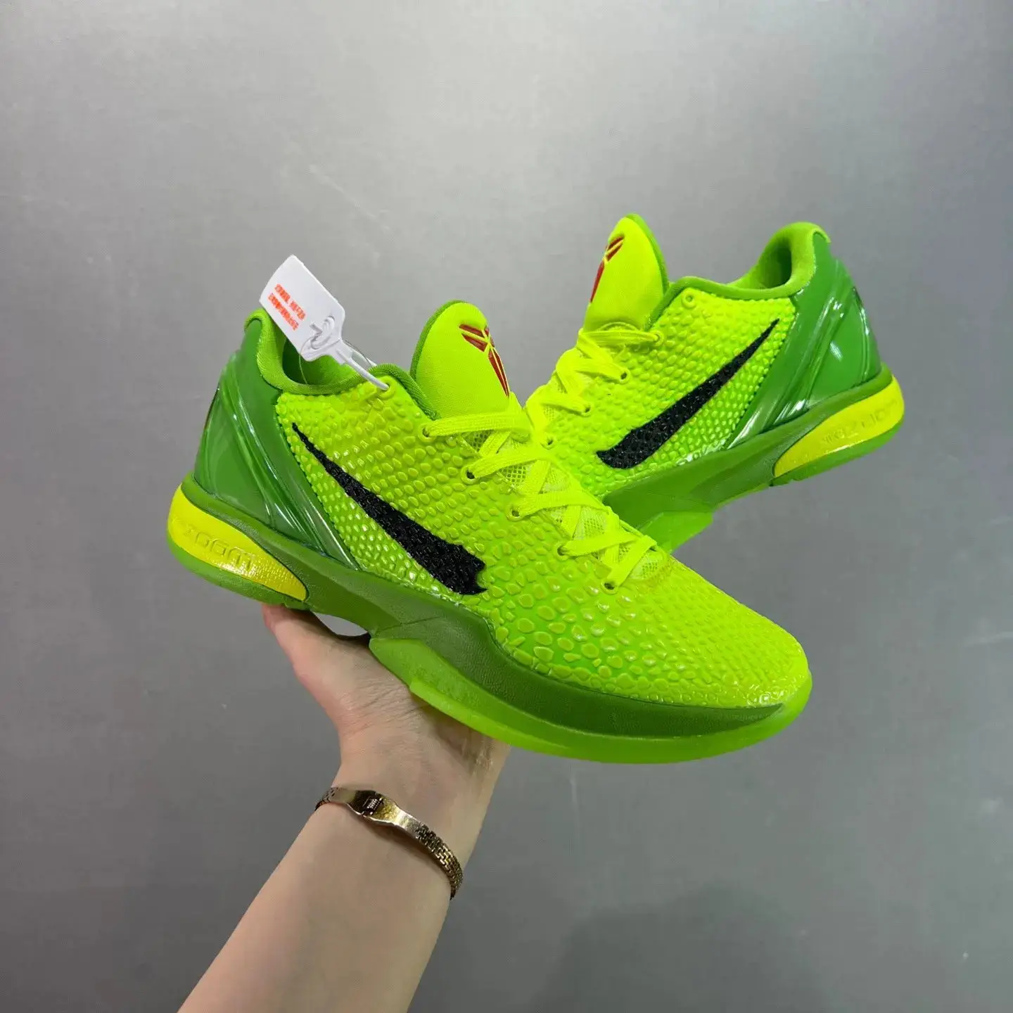 Kobe 6实战篮球鞋男士带气垫减震户外水泥地球鞋nk