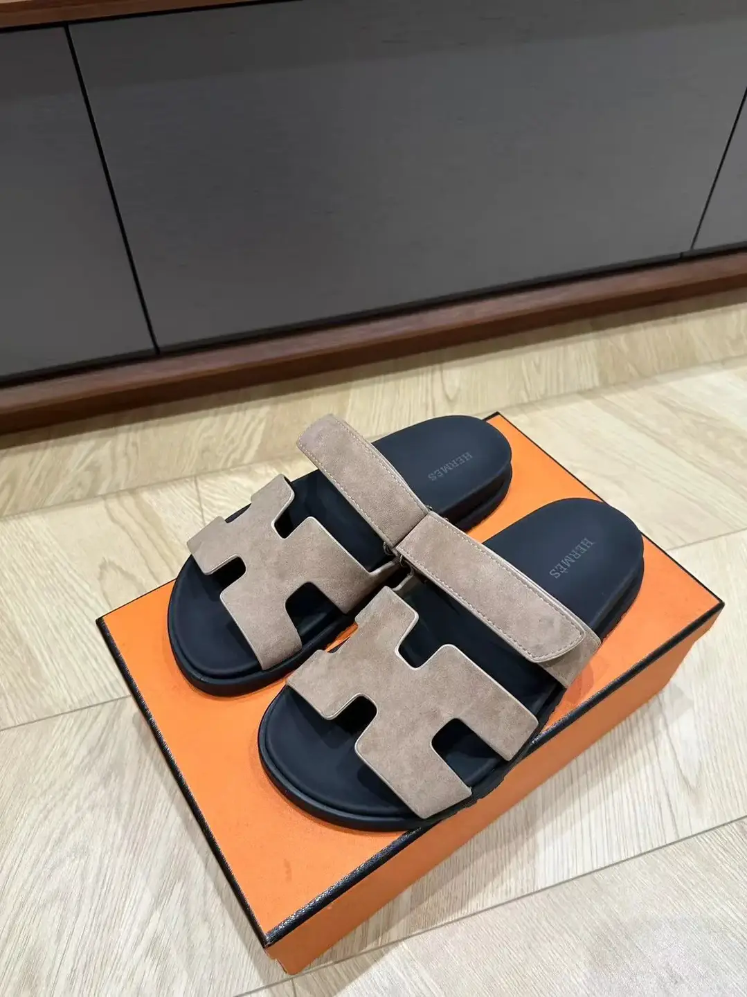 HHH高质量 1:1 （If you need more styles, please contact me (whatsapp: +86 13798875951)