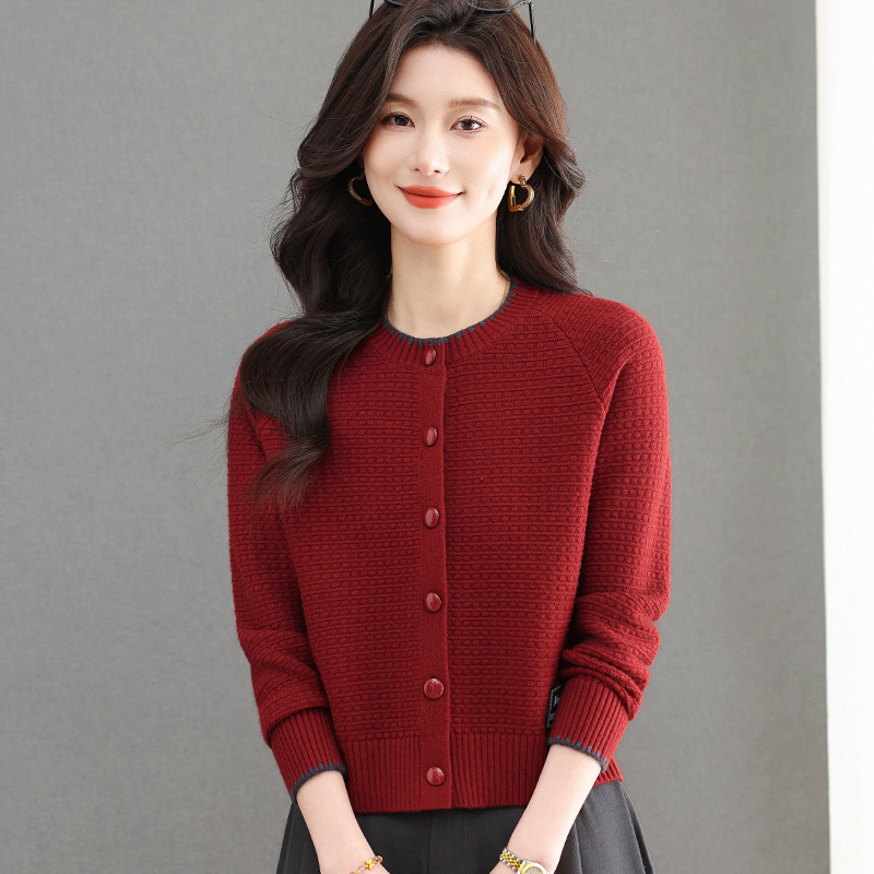 Round Neck Solid Color Short Sweater for Women, Spring and Autumn 2026 New Style, Versatile Knitted Cardigan for Petite Figures, High-Waisted Jacket