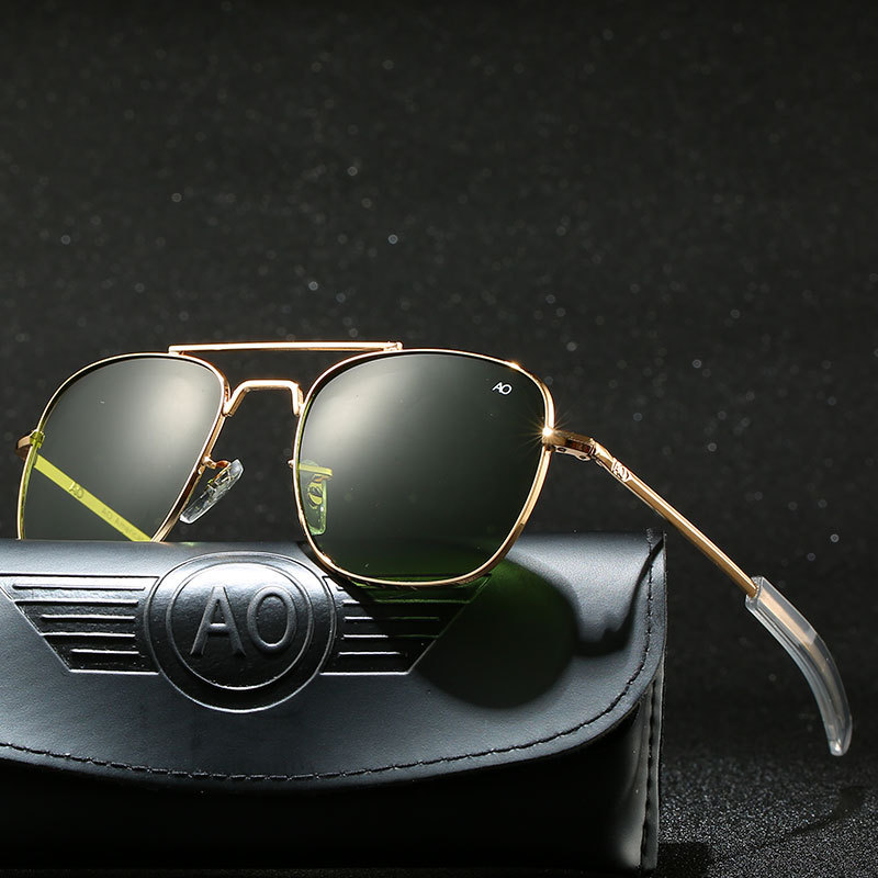 New Metal Square Sunglasses for Drivers, Fashionable Large-Frame Sunglasses for Men and Women, Street Style Glasses 8054