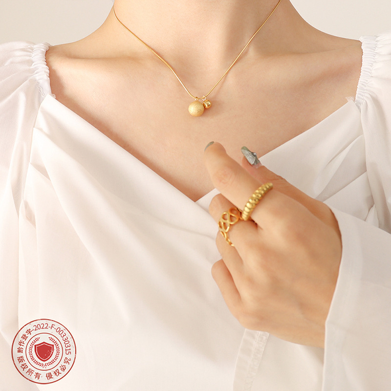 Sugar Fashion European and American Frosted Solid Ball Small Gold Ball Pendant Necklace Titanium Steel Plated 18K Gold Collar Necklace