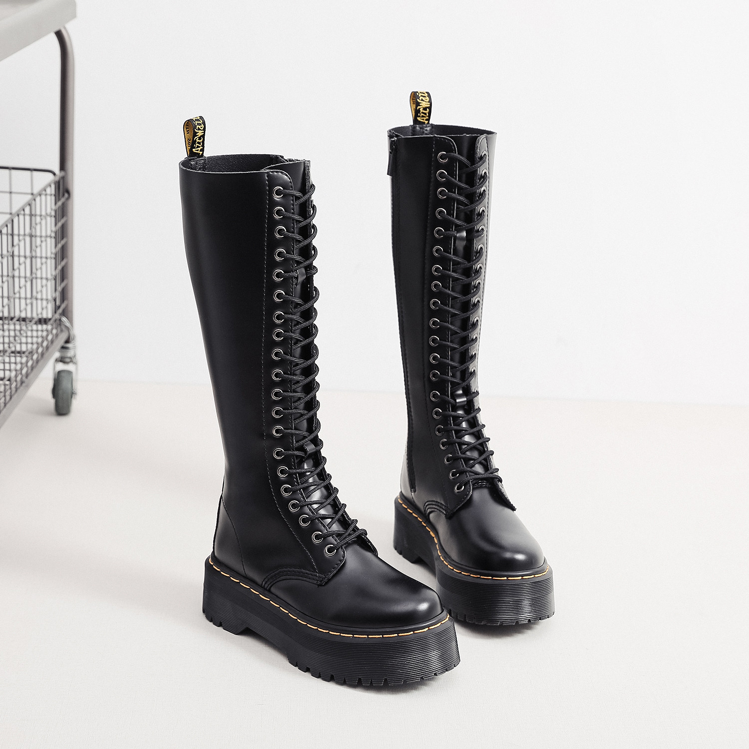 Women's Thick-Soled Long Boots with 20 Holes, Thick-Soled Martin Boots with Side Zipper, Riding Boots, New Autumn and Winter Retro Long Boots for Women
