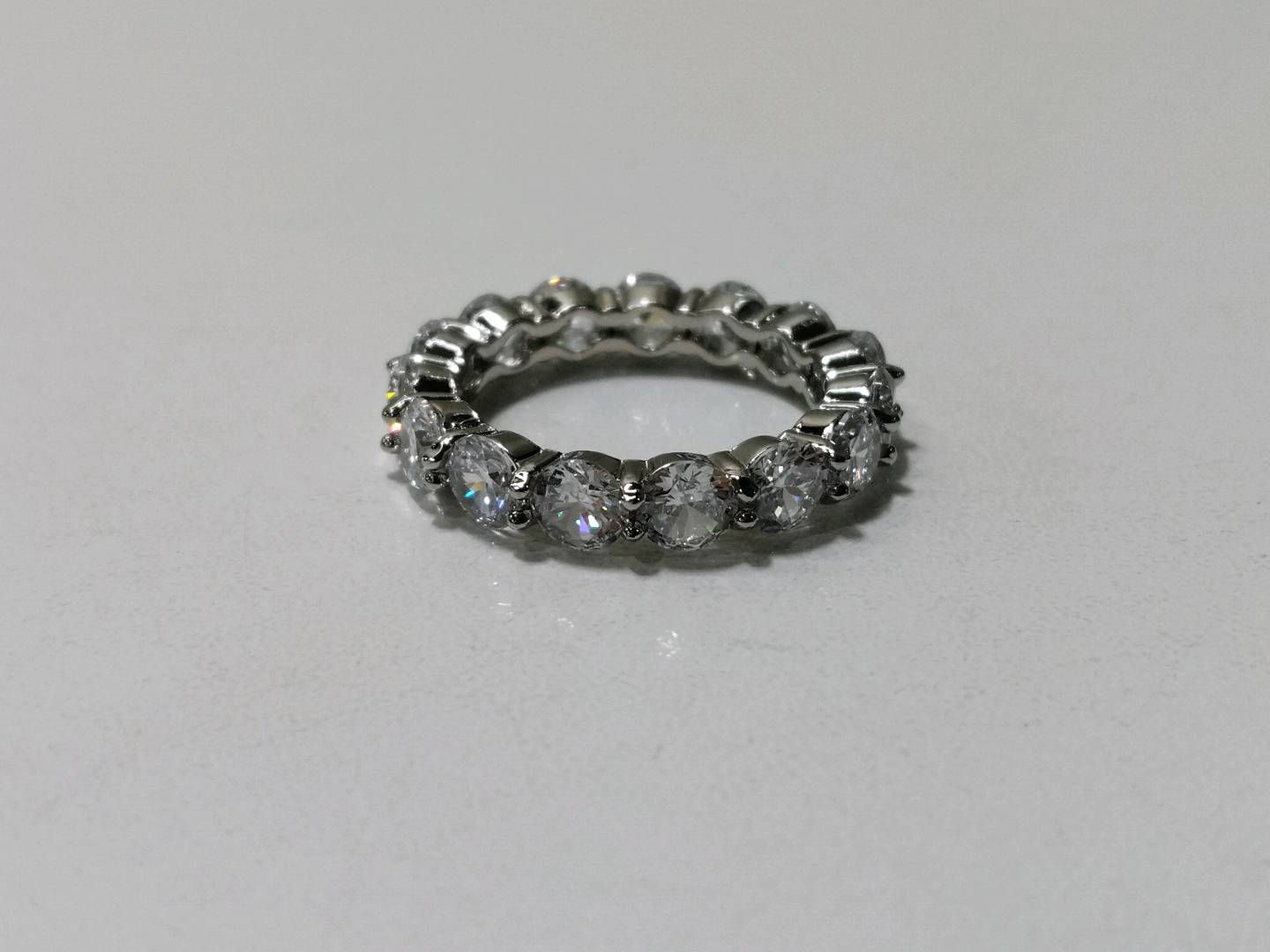 Cross-Border Temu Niche Design Accessible Luxury Ins Versatile Stacking Ring Single Row 5mm Full Diamond Ring for Women Wholesale — QC-foto 2
