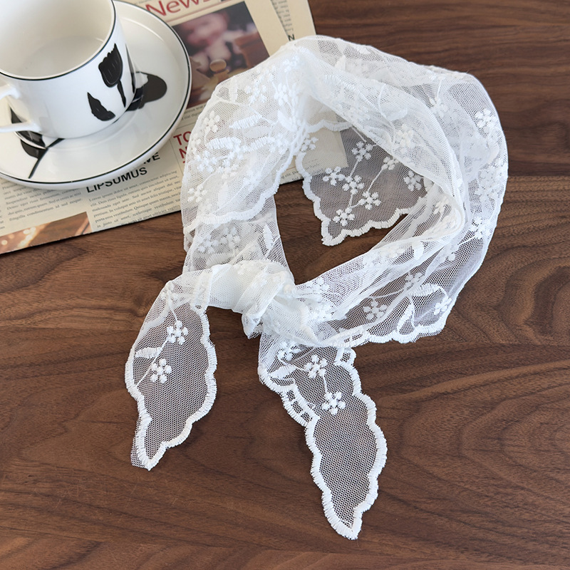 French Style Retro Lace Flower Small Square Scarf Women's Spring and Autumn Thin Hair Band Tie Bag Strap Headwear High-end Scarf