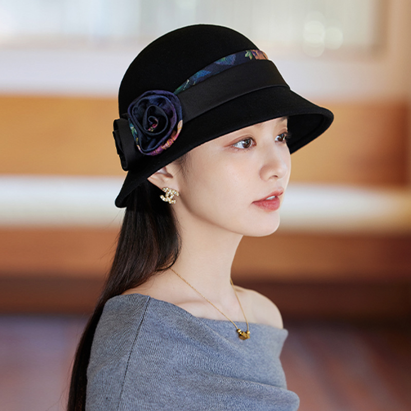 2025 Autumn/Winter New Wool Felt Hat British Hepburn Style Fisherman Hat with Upturned Brim Elegant Silk Linen Warm Hat Wholesale