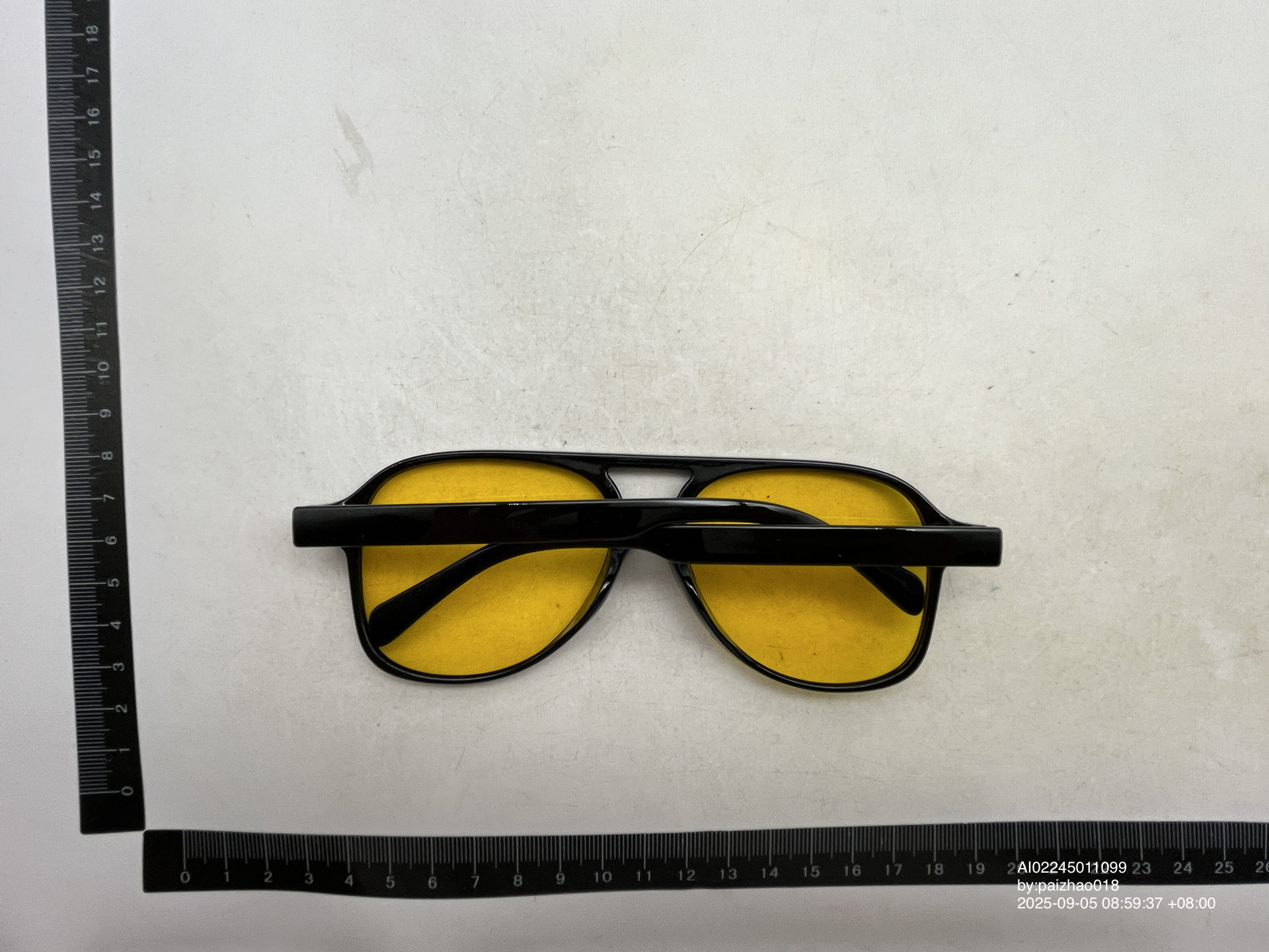 European and American Cross-Border Retro Double Bridge Sunglasses 2024 New Trendy Ins Personalized Large Frame Popular Same Toad Sunglasses — QC-Foto 3