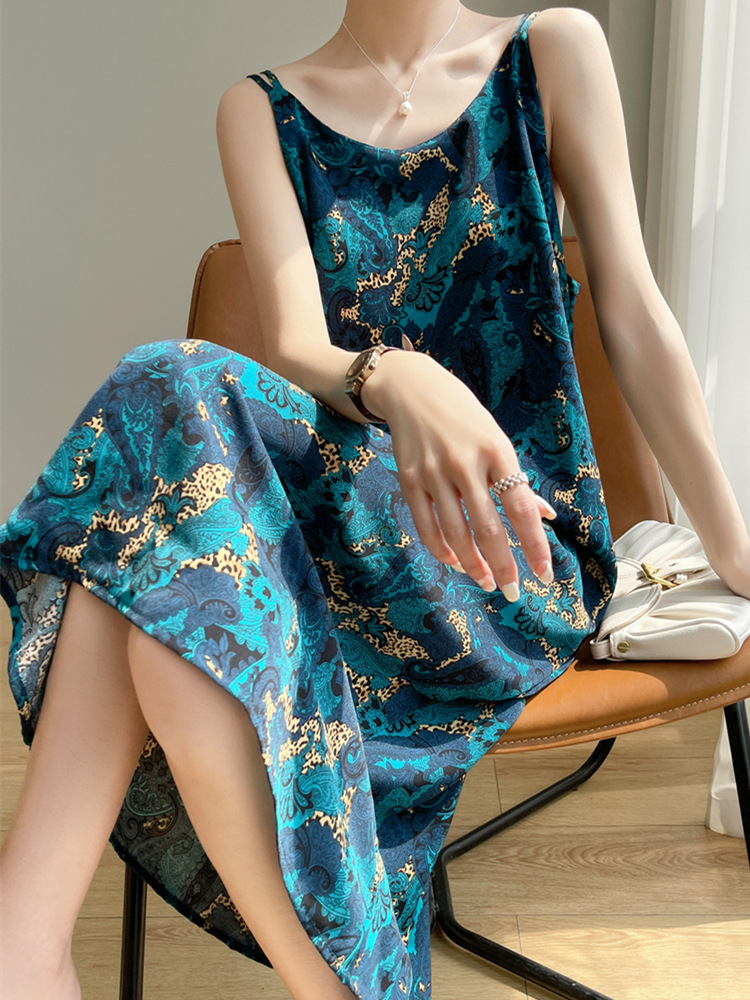 Mulberry Silk Base Dress A- Line High Waist Dress Silk Satin Silk Inner Over-the-Knee Dress for Women