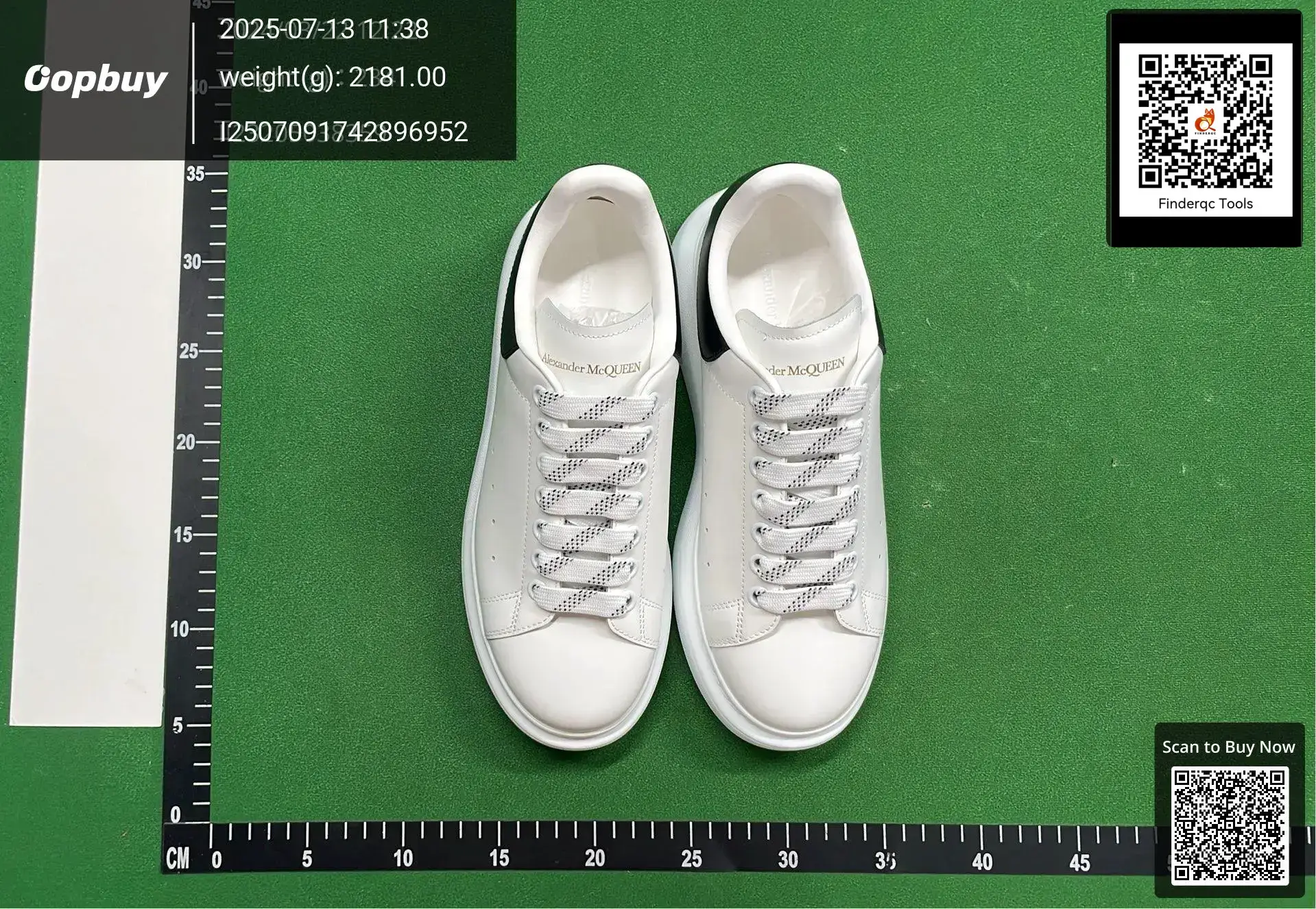 Guangzhou Factory Outlet McQueen White Shoes Women's 2024 New Thick Bottom Platform Shoes Casual Women's Shoes Men's Couple