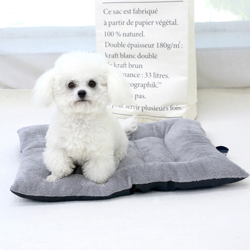 Trendy Thickened and Enlarged All-Season Deep Sleep Mattress for Golden Retrievers and Samoyeds, Available for Factory Wholesale and Dropshipping