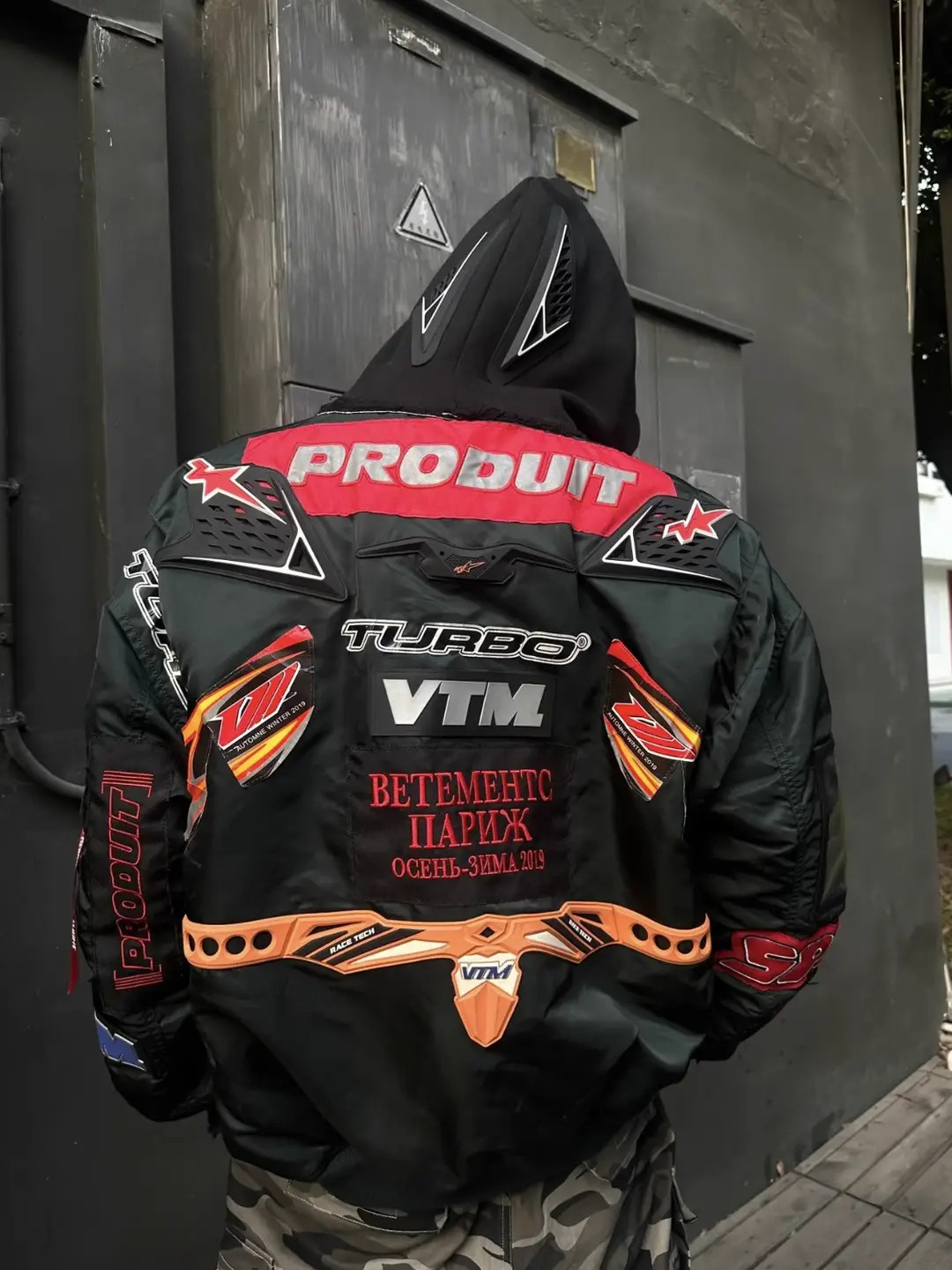 Vtm 18Aw Show Racing Suit Pilot Silicone Style jacket Bomber Cotton Jacket jacket Same Style as Kanye