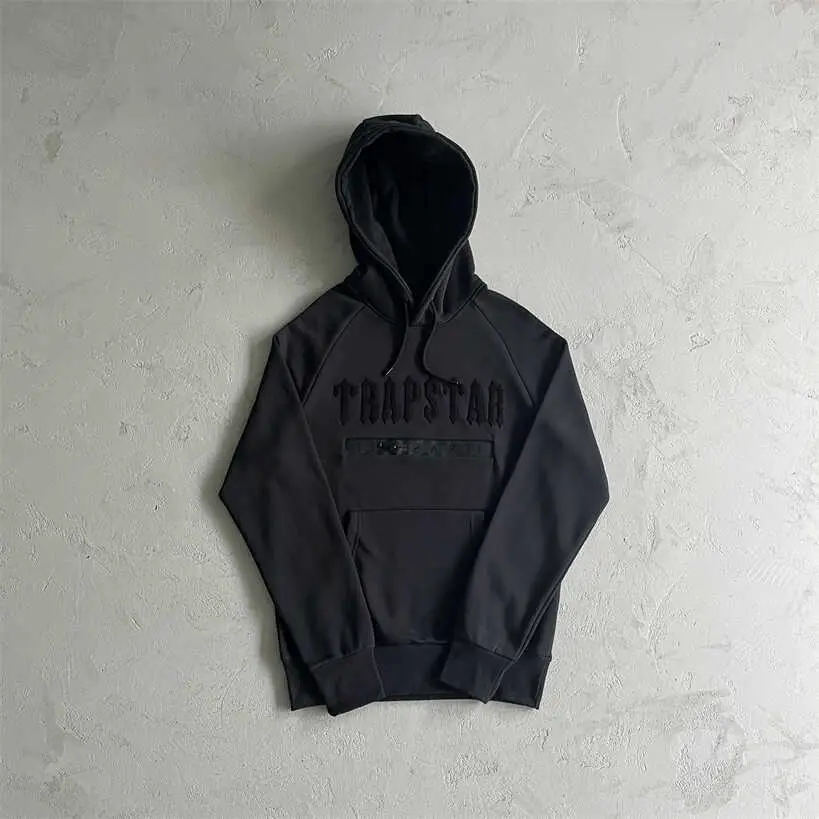 Trapstar Autumn and Winter Fashion Easiest for match Men Sweatshirt Short pants Suit High Quality Embroider Sportswear