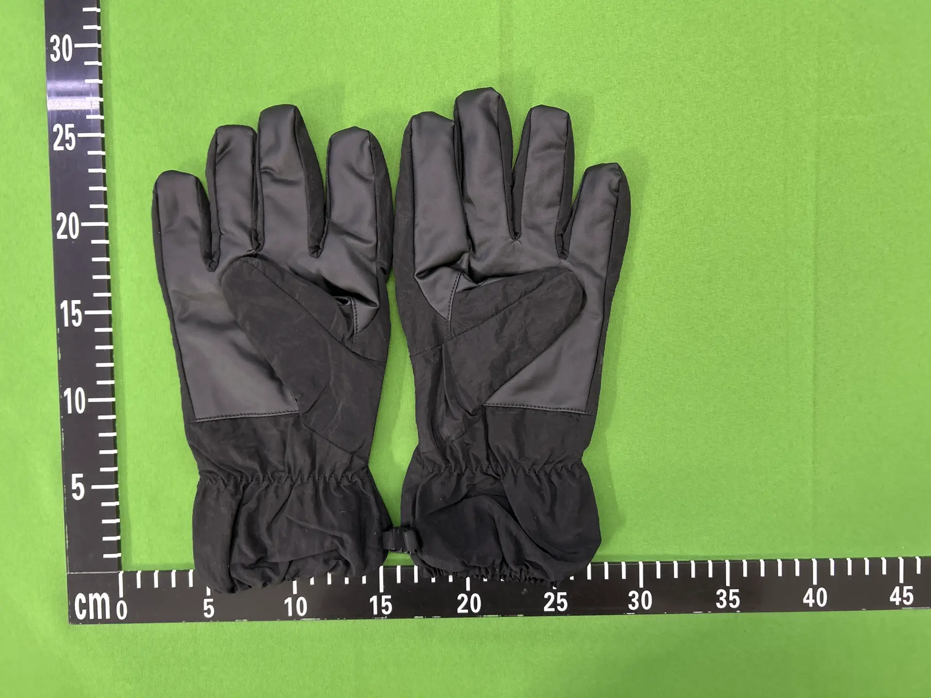Black Winter Gloves