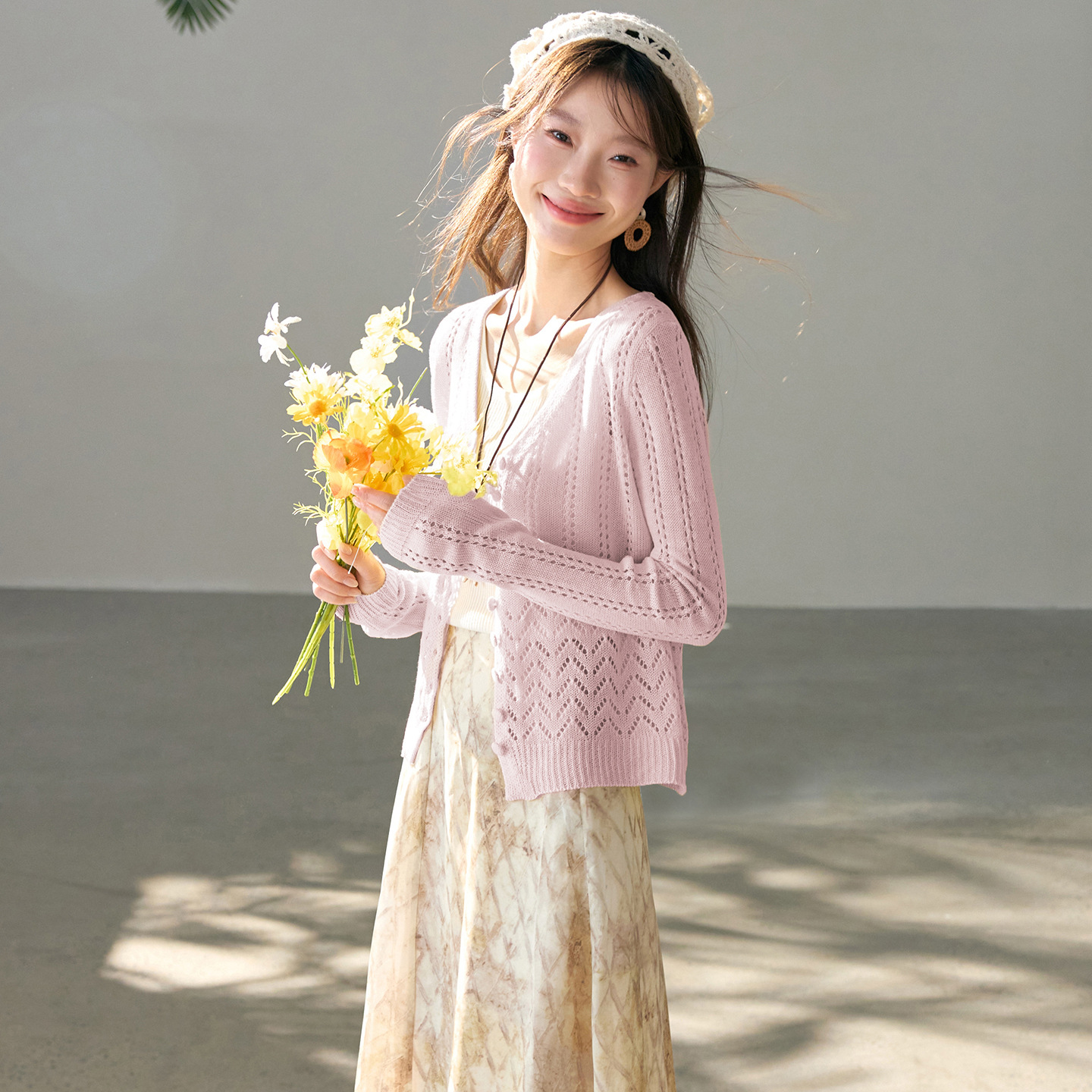 2026 Summer New Style Ice Silk White Knitted Cardigan Sun Protection Air Conditioning Shirt V-Neck Elegant Crochet Hollow-Out Top for Women
