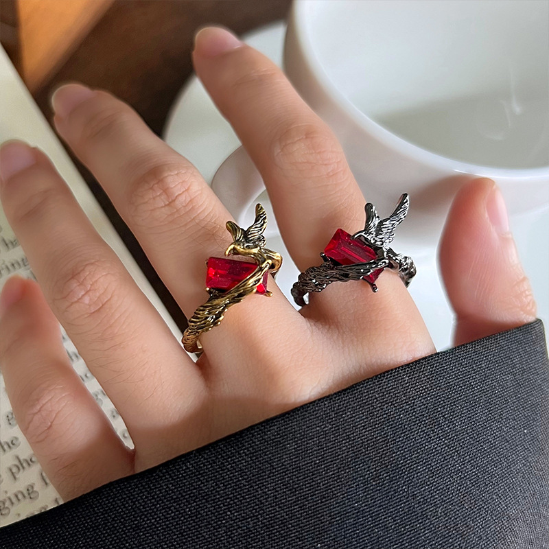 Lan Zhi Dark Raven Ring Sweet Cool High-End Niche Style Index Finger Ring Love Sky Qin Che Red Gemstone Open Ring