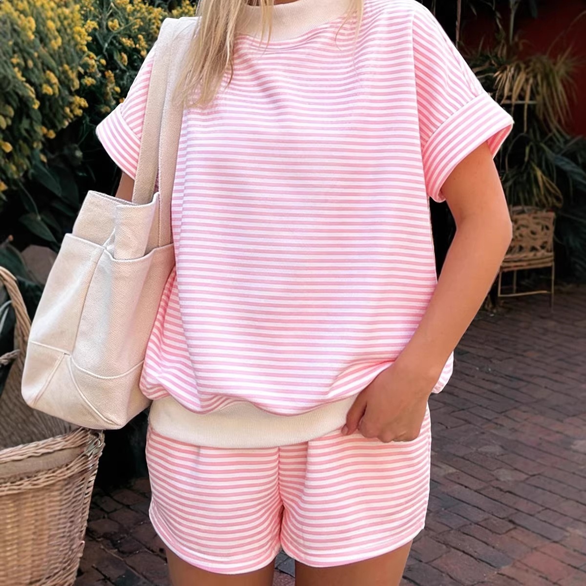European and American Style Simple Versatile Striped Color-Blocking Casual Suit for Women, New Summer 2026 Model with Pockets, Two-Piece Set for Women