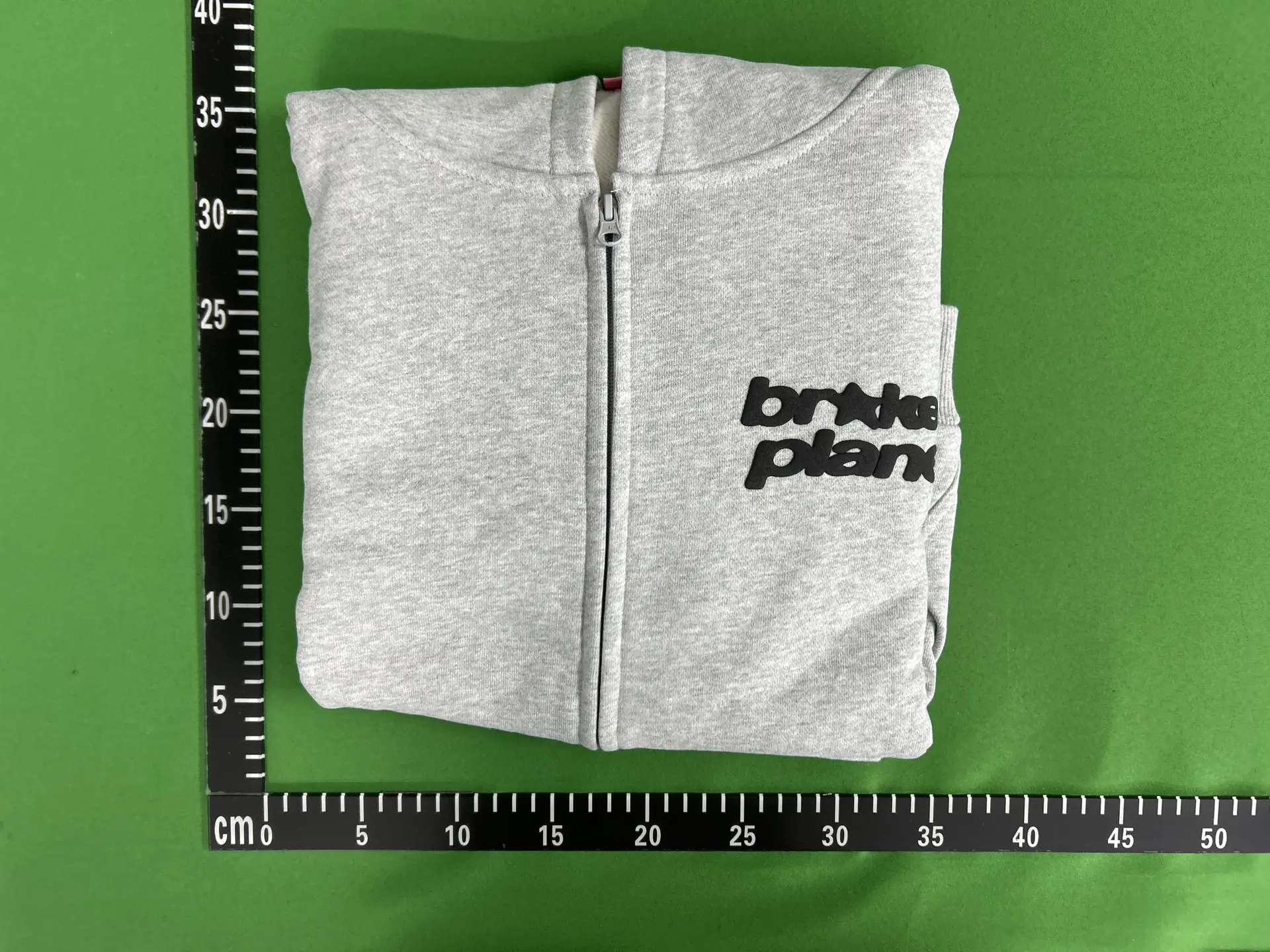 BP black letter flower gray coat