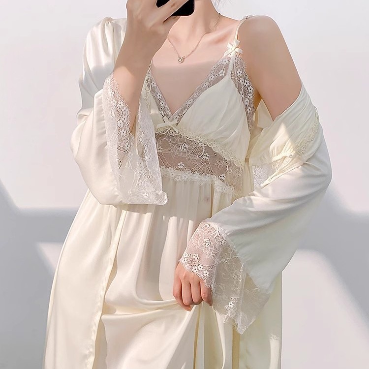 Internet Celebrous Women's Private Pure French Style Lace V-neck Sexy Slip Skirt Ice Silk High-end Style Robe Two-piece Pajamas
