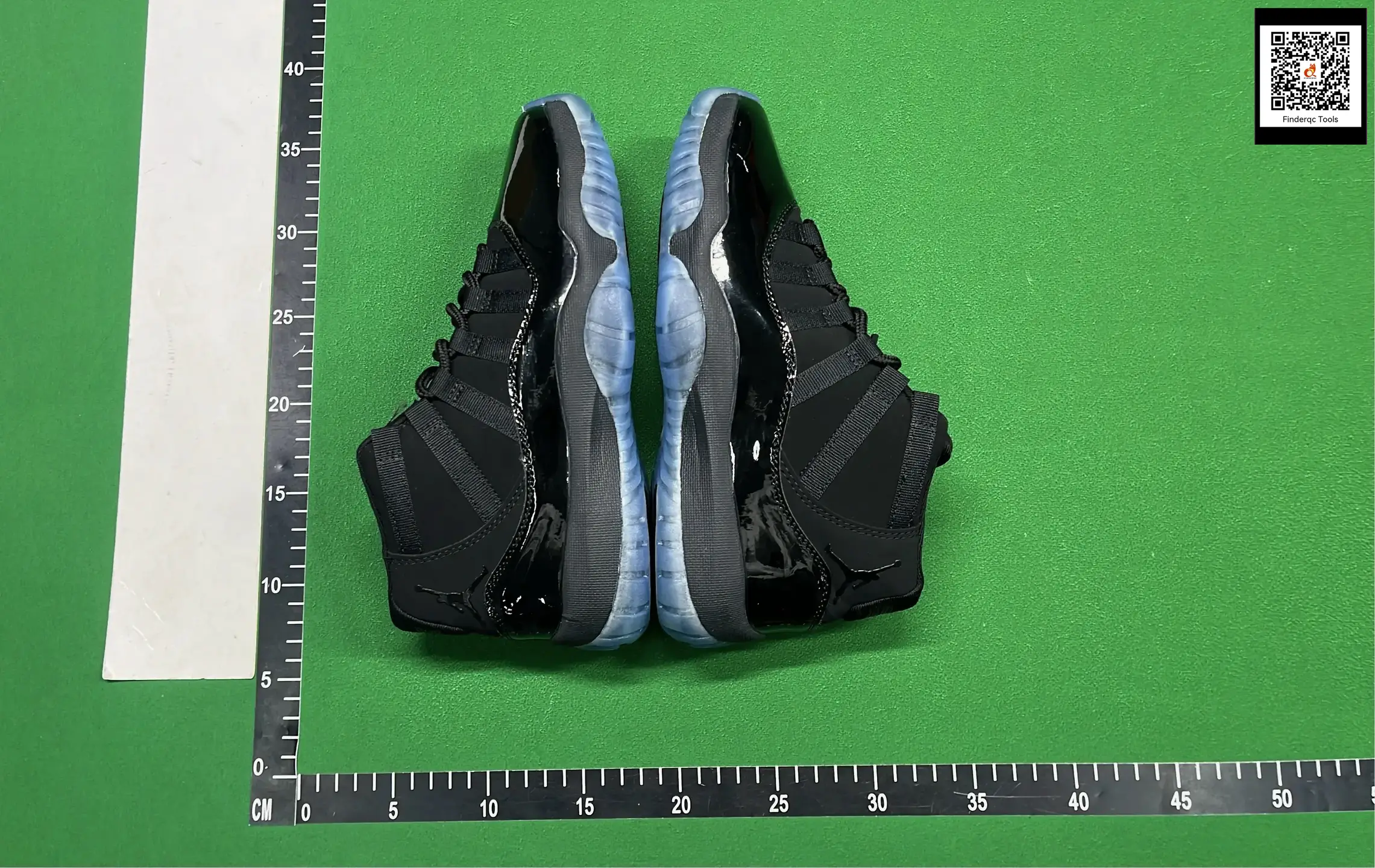Jordan 11 Retro Blackout