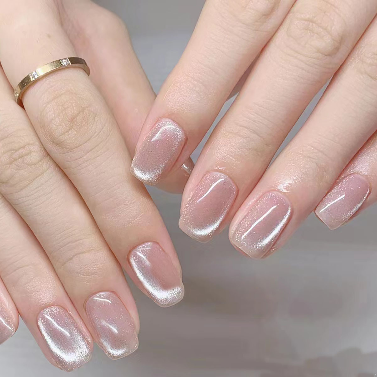 White Moonlight cat eye flash fashion wear manicure nail patch detachable nails White finished product wholesale