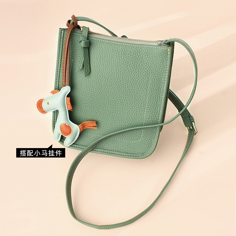 Bag Women's Bag Wholesale Fashion Crossbody Bag Shoulder Bag Niche Design Simple Large Capacity Bucket Bag Leather Women's Bag