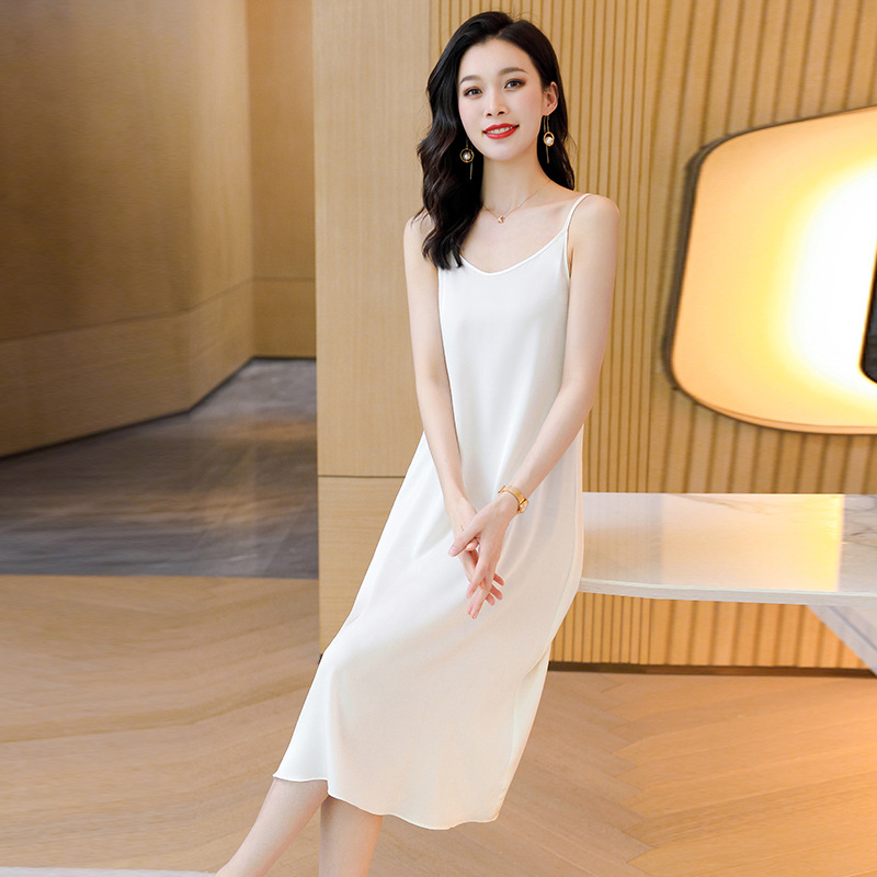 Japanese and Korean-style Casual Mulberry Silk Halter Dress Chic Harajuku Style Holiday Dress Elegant Mid-length Silk Dress