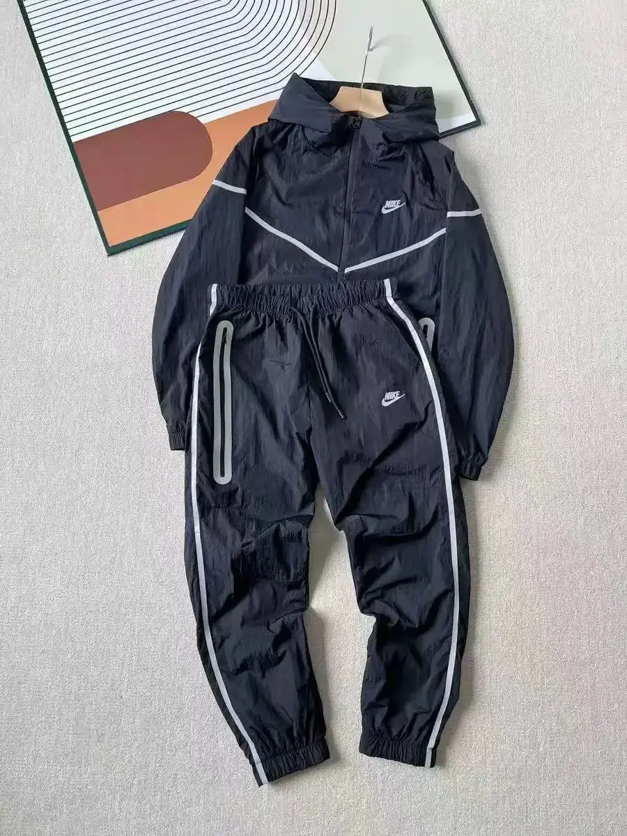 6AX--半拉链套头卫衣套装+Whatsapp 86 177 5911 6642