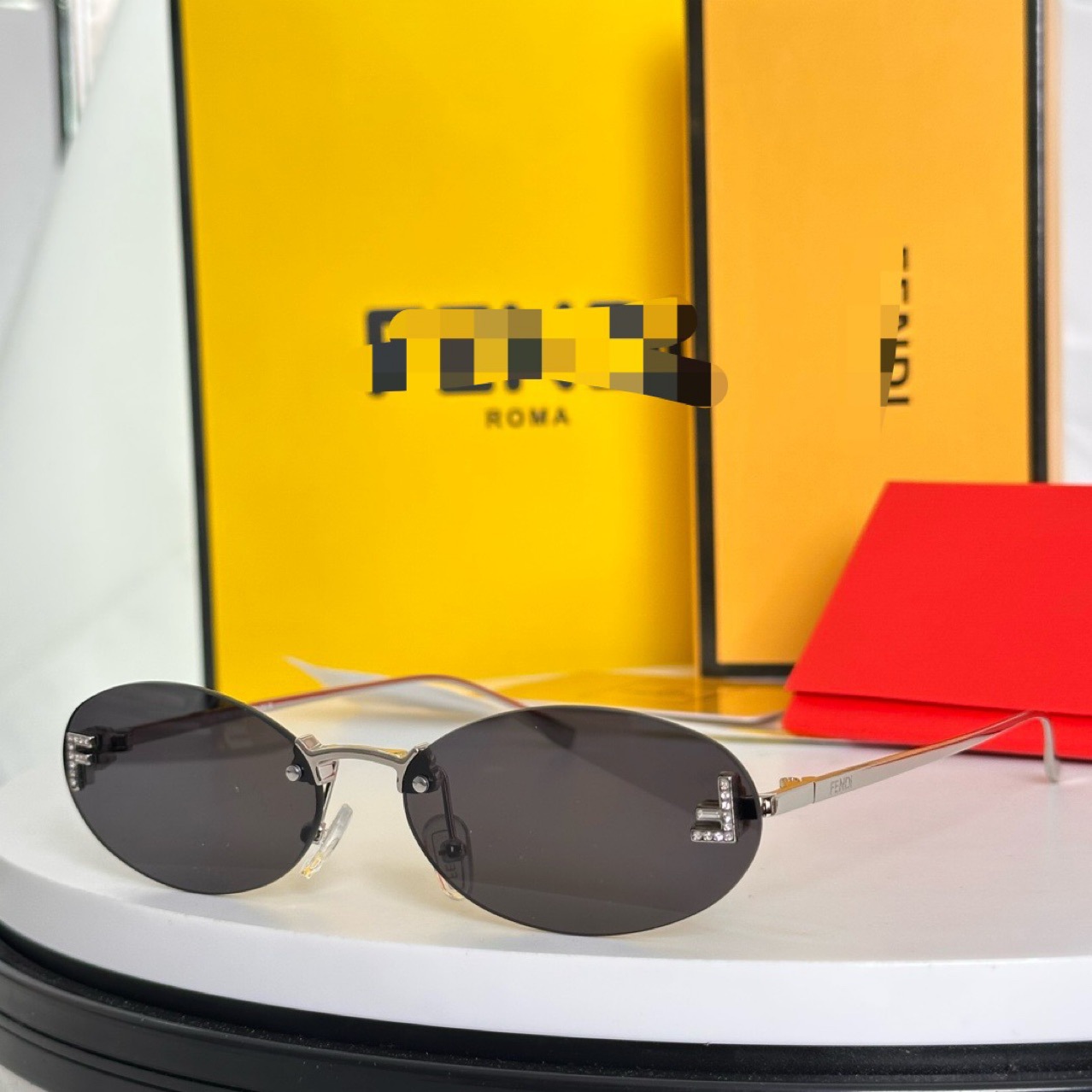 Cross-Border Exclusive European and American Trendy Small Frame Sunglasses Retro Fashion Uv Protection with Rhinestones Rimless Sunglasses Trendy Fe4075 Foto QC de 1688 na Qualit.ly