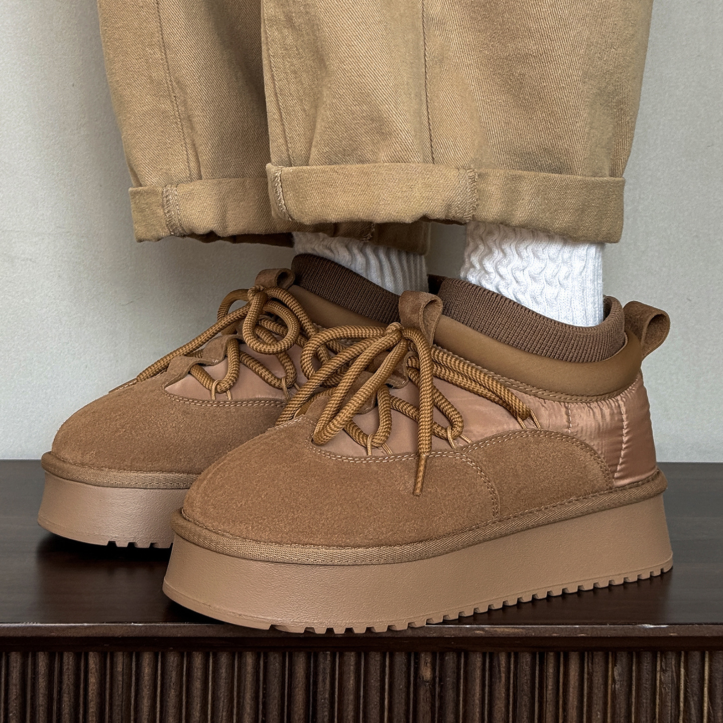 Couple's Thick-Soled Martin Boots with Plush Lining, Comfortable and Warm Snow Boots, Short-Tube Winter Lace-Up Simple Classic Cotton Shoes