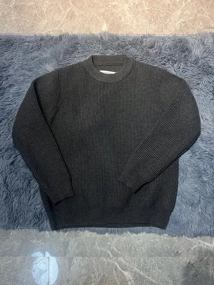 Four-Corner Stitching Design Solid Color Crew Neck Pullover Knitwear Black Classic Striped Warm Sweater Unisex