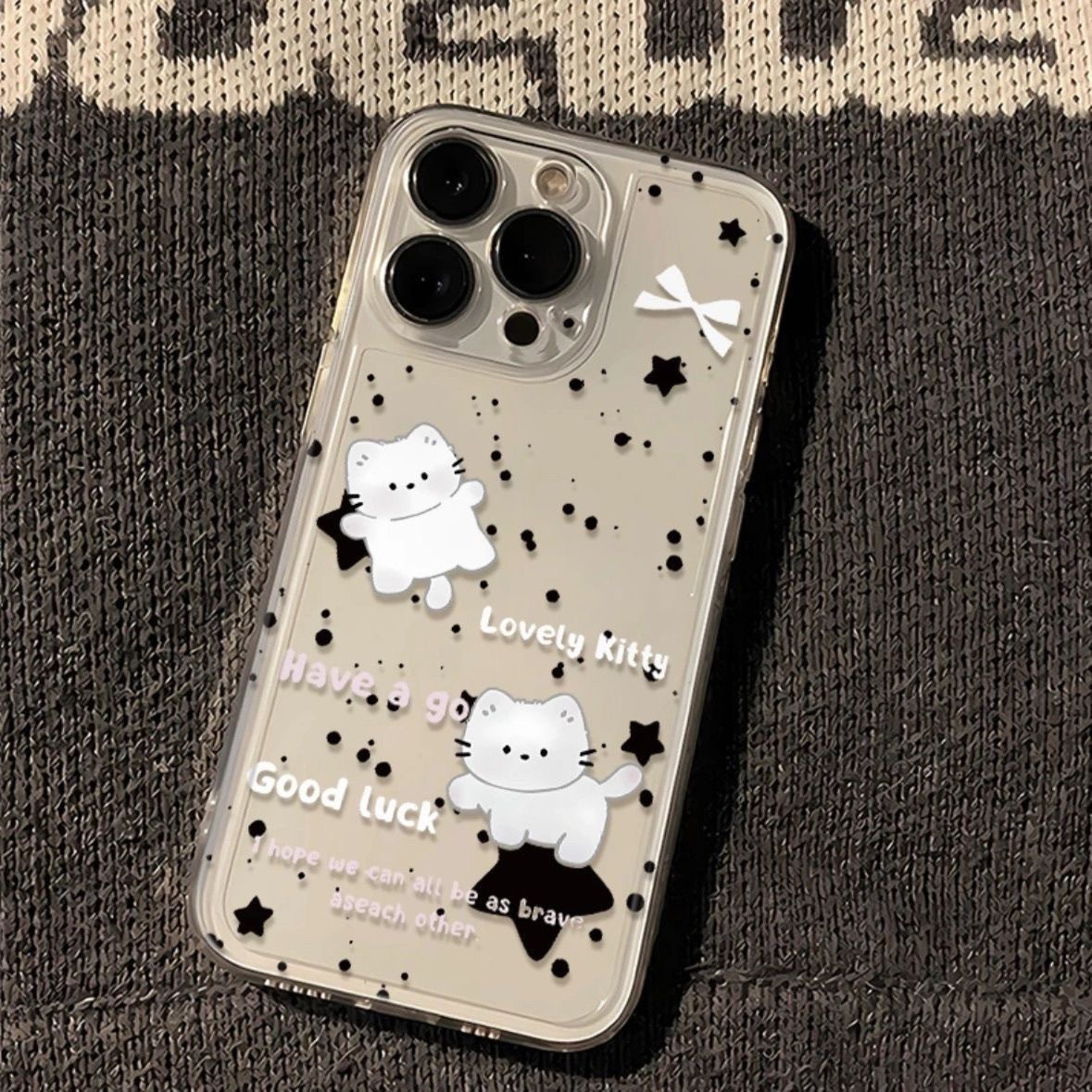 Ink dot kitten for apple 14 15promax space shell 12 13pro fine hole xsmax cartoon 11 12p