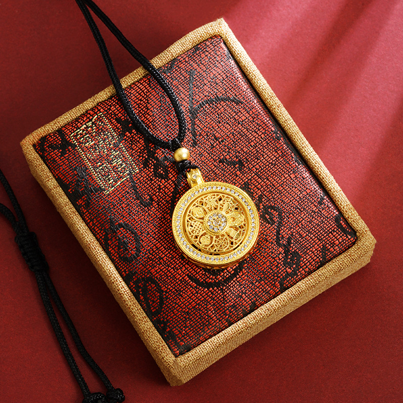 New Chinese-Style Eight Treasures Compass Rotating Vietnamese Sand Gold Necklace Long-Lasting Color Retention Wei & Xue Same Style Pendant Imitation Jewelry