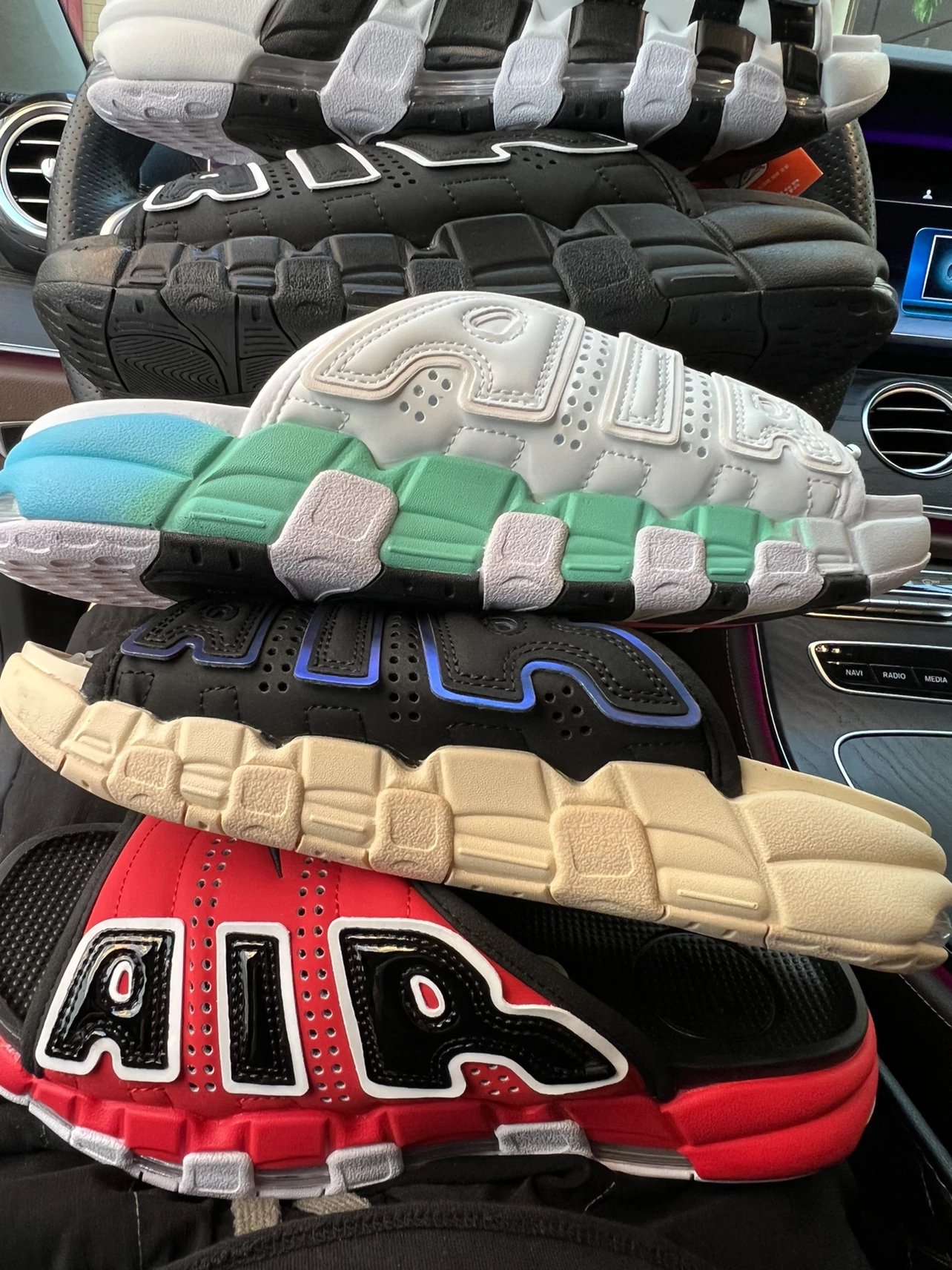【泣血亏本清仓 真气垫版本】NK Air More Uptempo Slide大Air男女同款潮流拖鞋