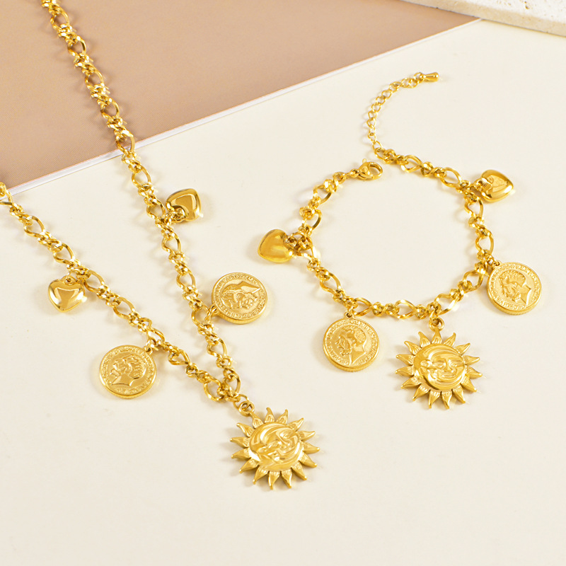 European and American Personality Sun Figure Round Brand Heart Pendant Collarbone Chain Bracelet suit High Sense T-shirt Necklace in stock
