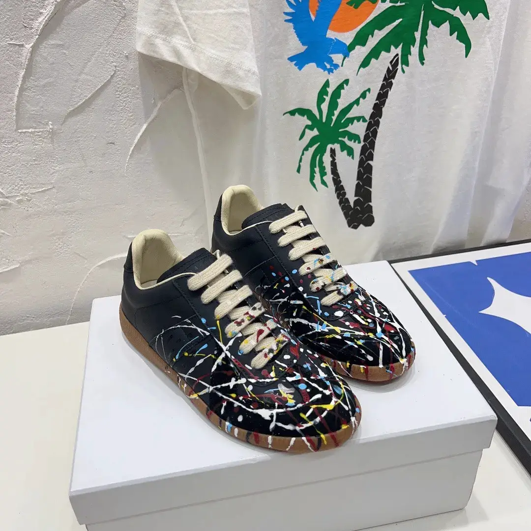 In-Stock 25 New Models of Original Brand German Training Shoes, Casual Sneakers, Sports Commuting Shoes, Unisex Couple Shoes