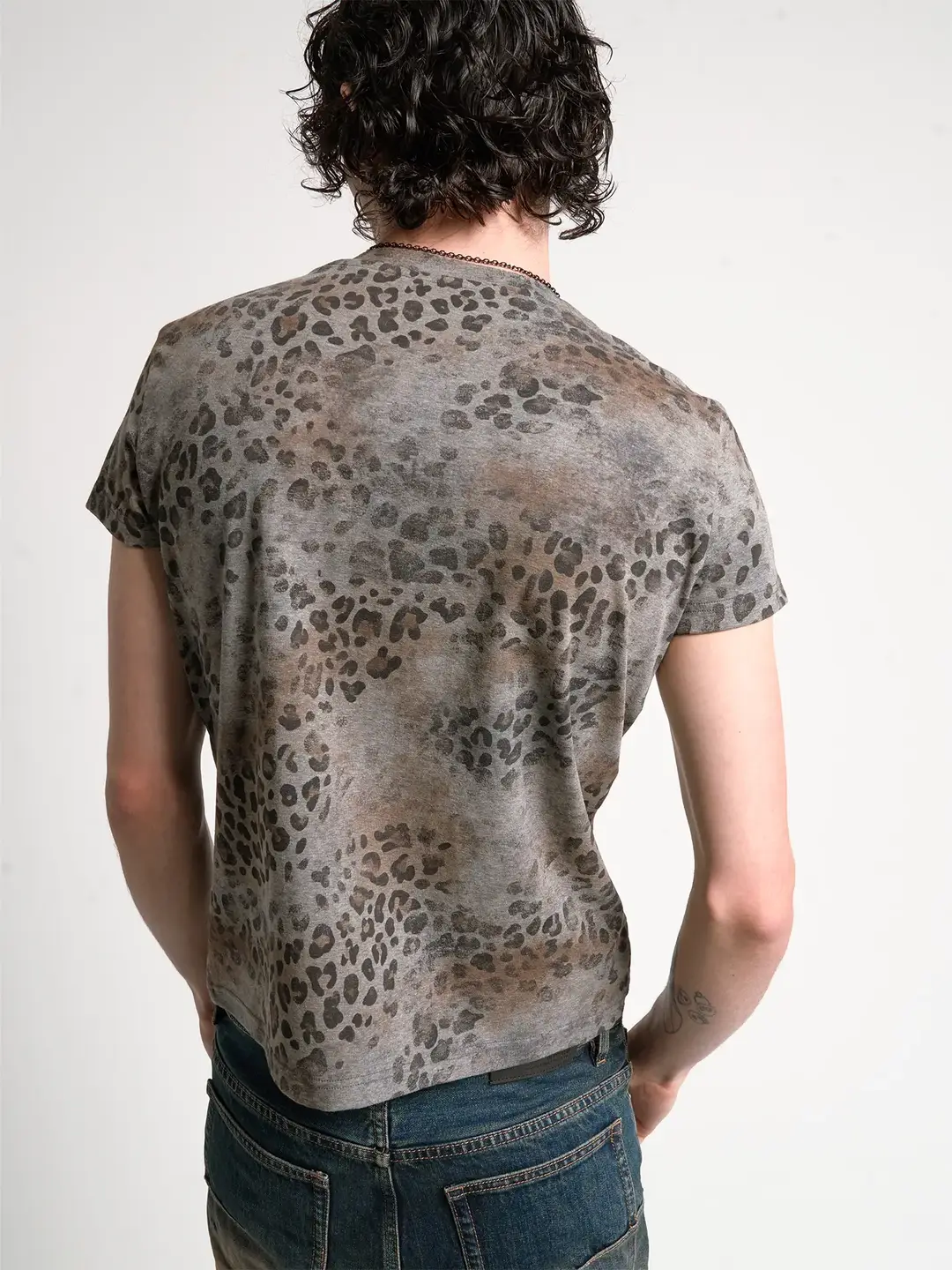 No E Mosen（Noe）Brown Leopard Print Digital Print Regular Shoulder Henley Collar Street Subculture Short-Sleeve T-Shirt