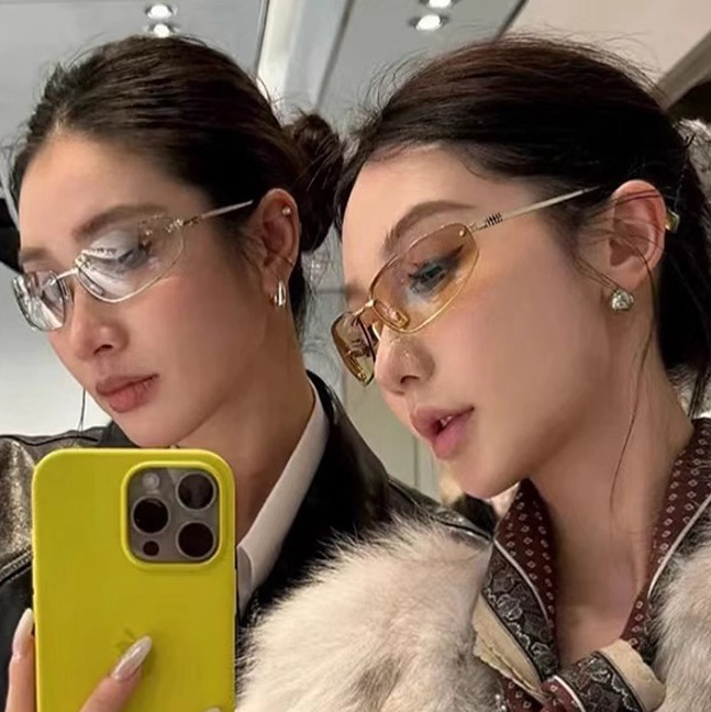 2026 New Korean Style Curved Frameless Y2K Millennium Hot Girl Style Sunglasses for Women, Trendy and Fashionable High-End Sunglasses