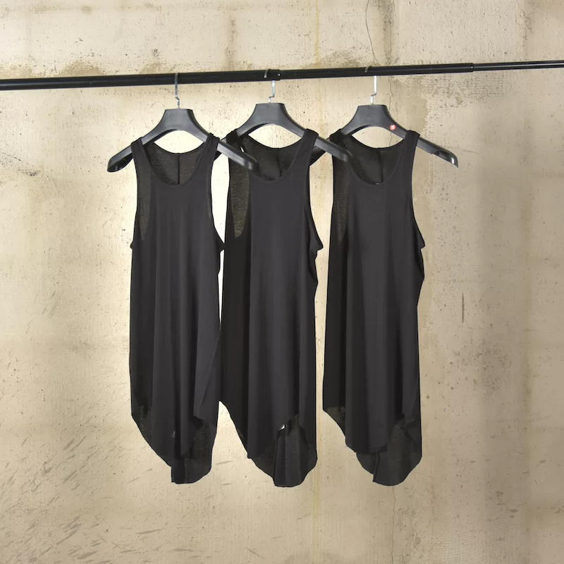 Niche designer clothing RO style dark style European and American high street wool ultra-thin vest summer tailcoat style