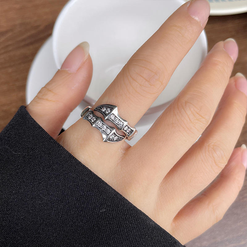 Lan zhi's personality does not fade ring cool and handsome retro exaggerated retro jewelry knife design niche 925 pure silver ring