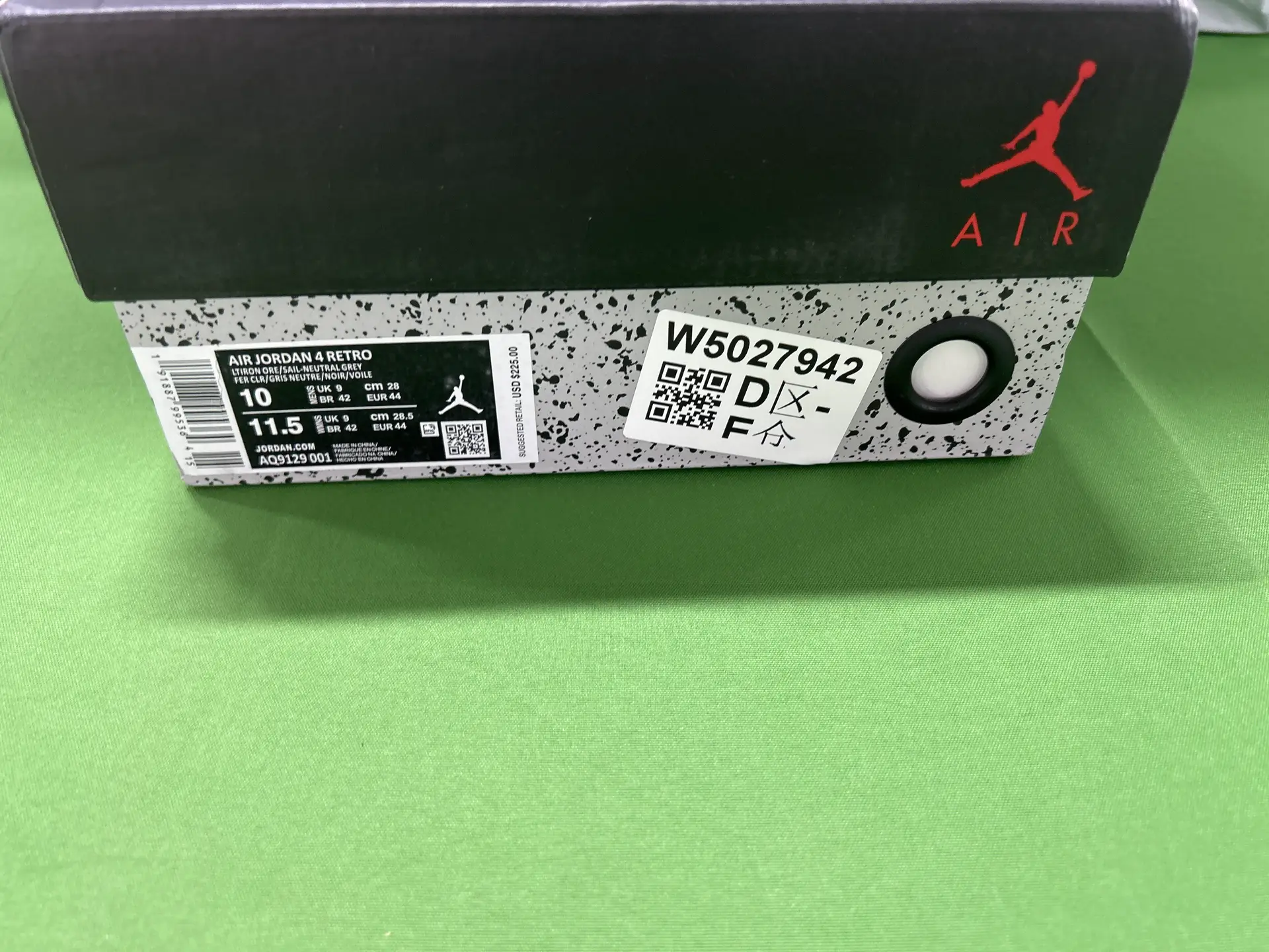 Jordan Air Jordan 4 Retro LTIRON ORE/SAIL-NEUTRAL GREY