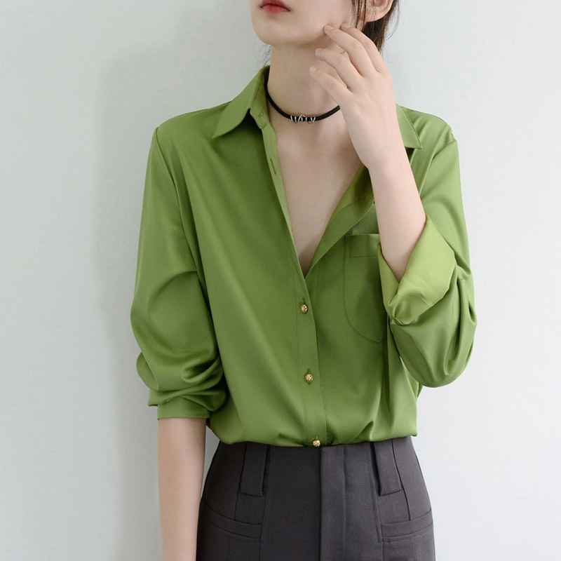 Fruity Green Long-Sleeved Shirt for Women, Gilt Cut Out and Exquisite New Loose Slimming Look Professional Work Clothing Chic Elegant Top